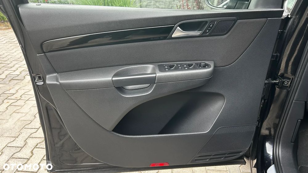 Volkswagen Sharan - 15