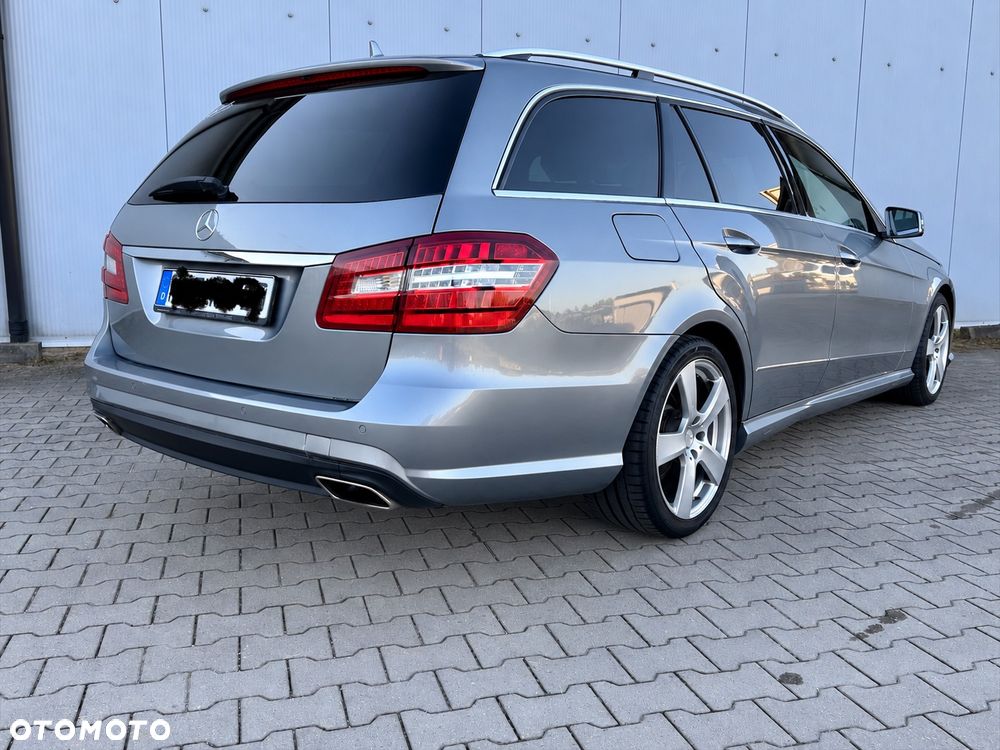 Mercedes-Benz Klasa E 220 CDI DPF BlueEFFICIENCY 7G-TRONIC Avantgarde - 7