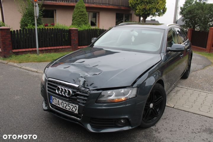 Audi A4 Limousine - 5