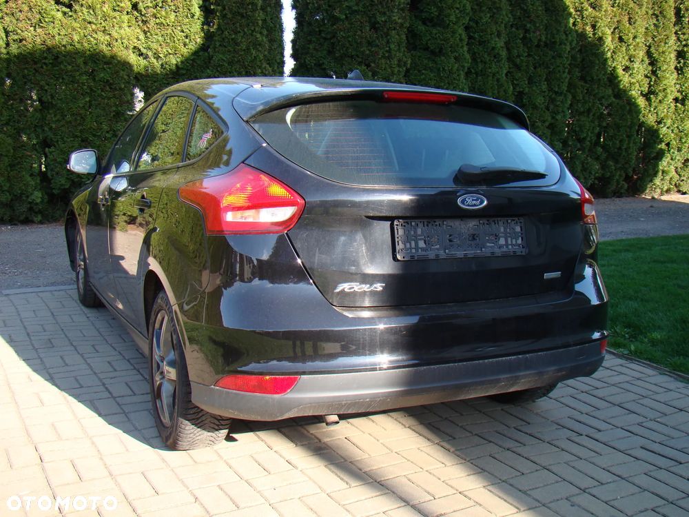 Ford Focus 1.0 EcoBoost Trend - 6
