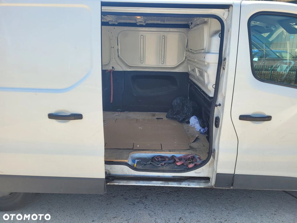 Renault TRAFIC - 6