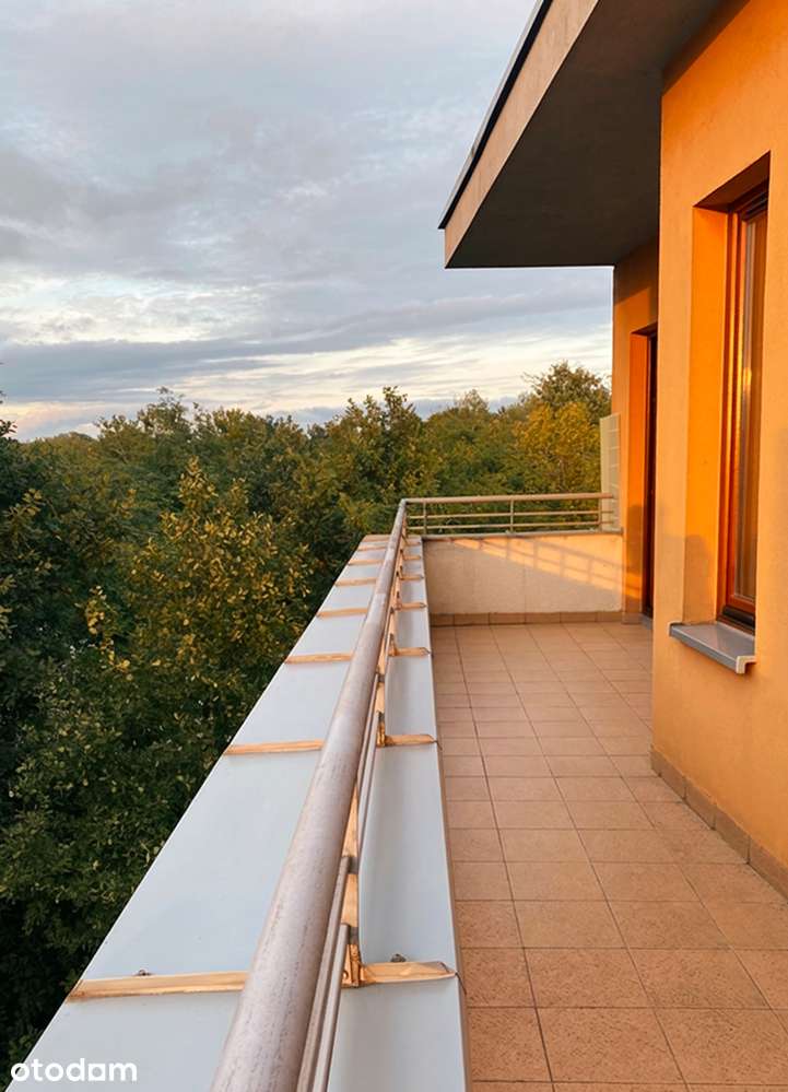 Z własnym dostępem do parku, szybki dojazd do Centrum, nowoczesne.