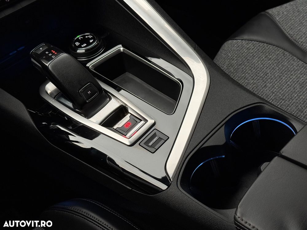 Peugeot 3008 PureTech 130 Stop & Start EAT6 Allure - 10