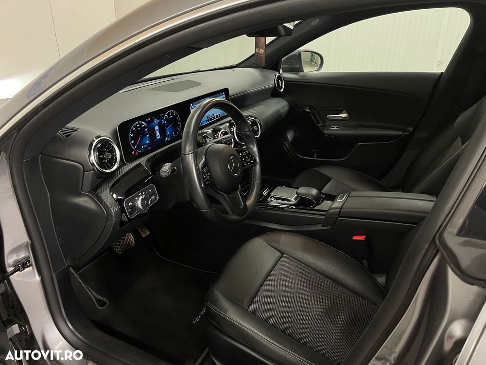Mercedes-Benz CLA 200 7G-DCT - 5