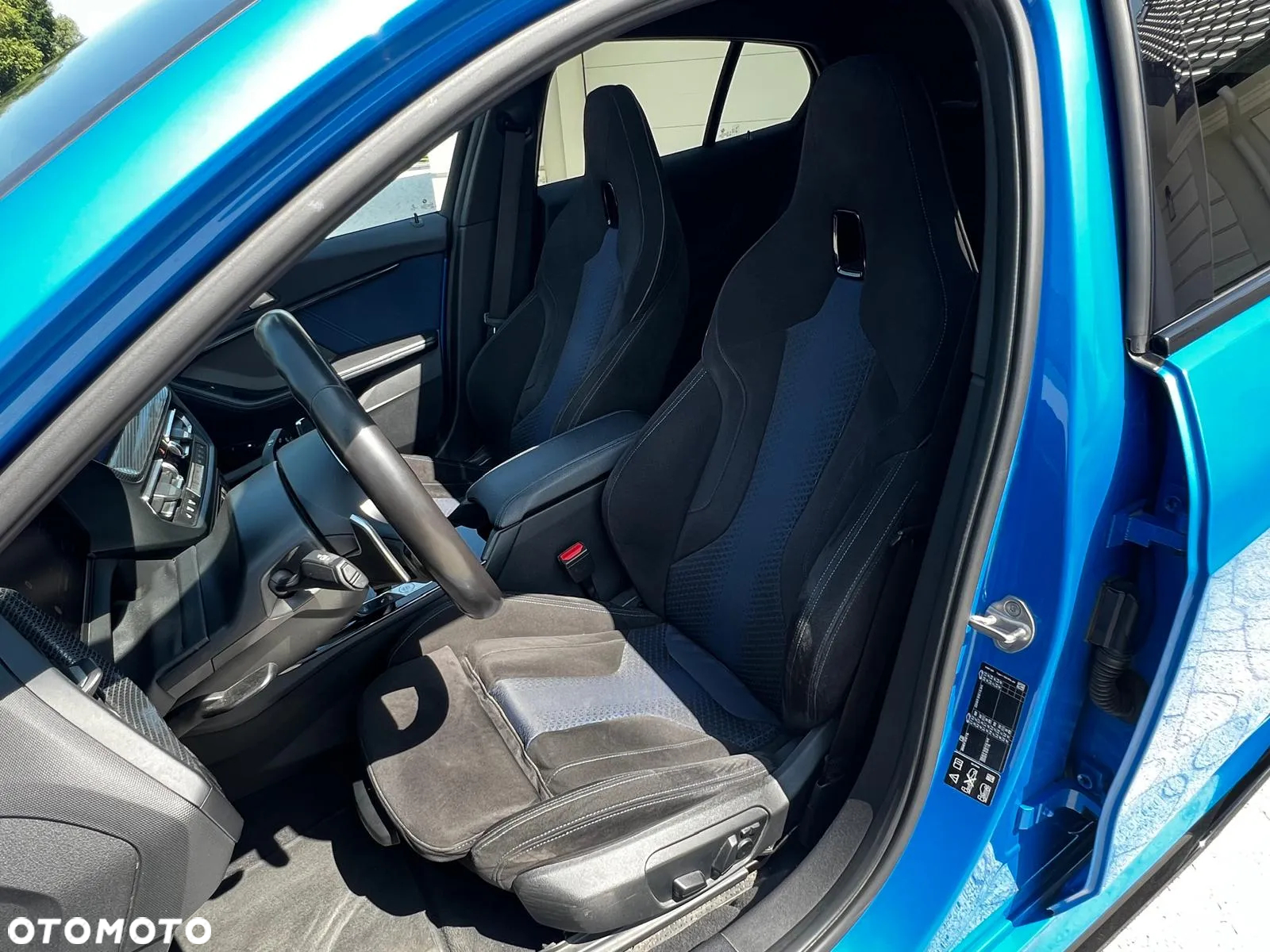 BMW 1M - 21