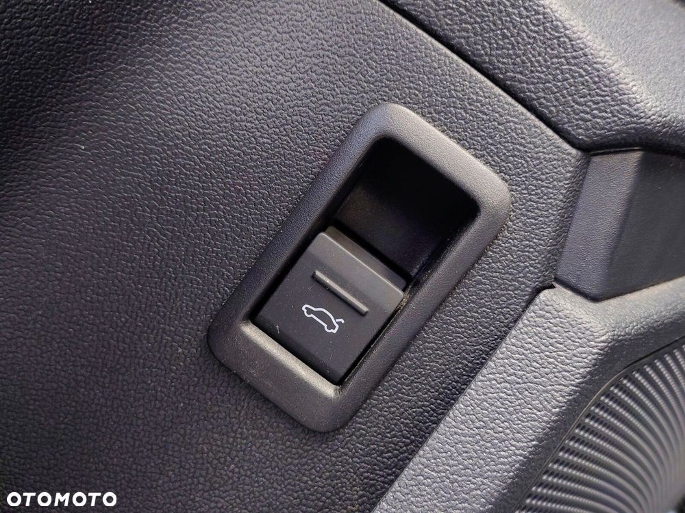 Audi A3 Limousine 35 TFSI mHEV Advanced S tronic - 33