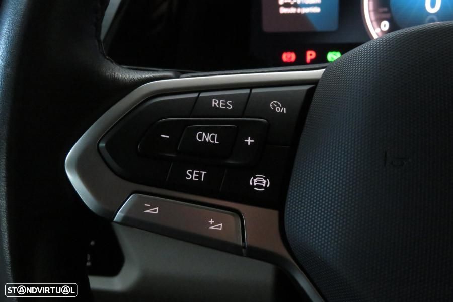 VW Multivan 2.0 TDI Style DSG - 15