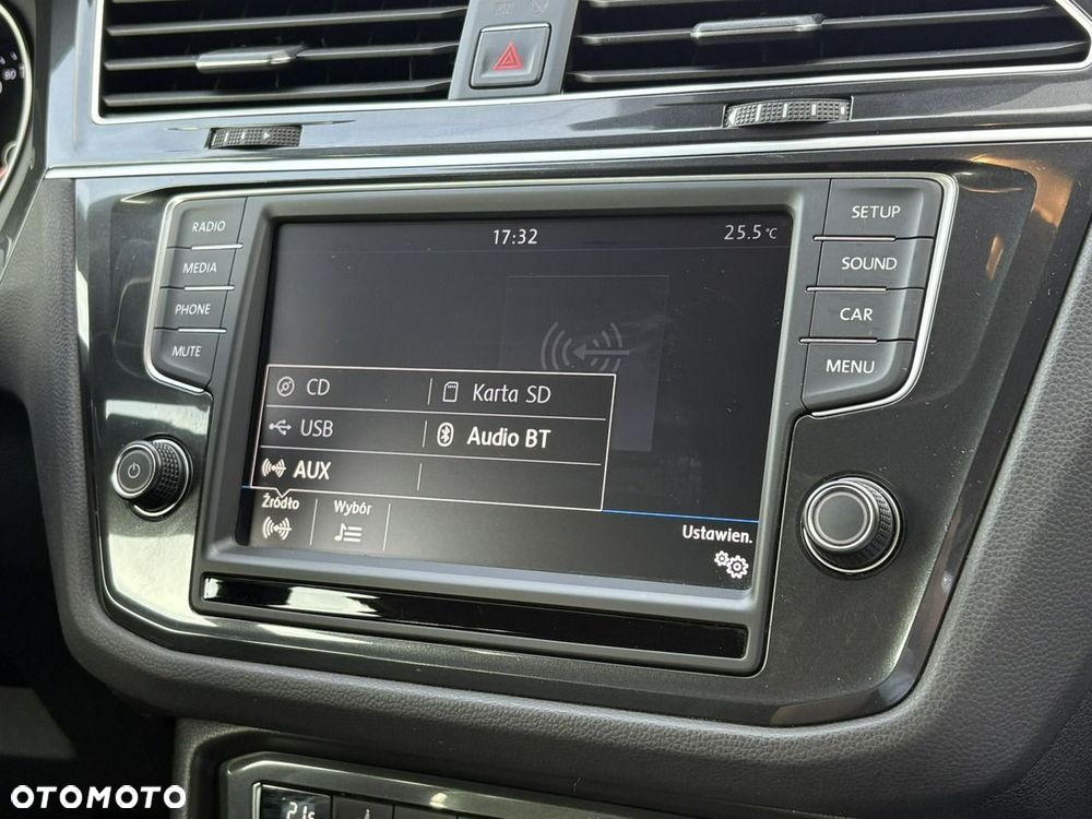 Volkswagen Tiguan 1.4 TSI BMT Comfortline - 20