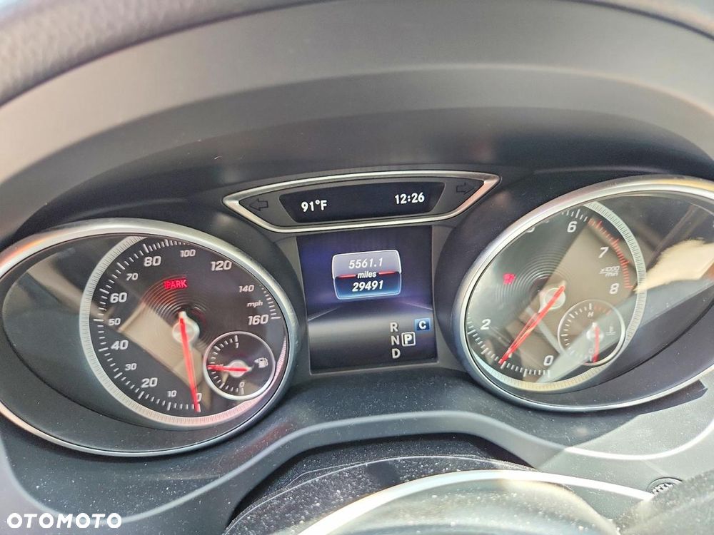 Mercedes-Benz GLA 250 4Matic 7G-DCT Peak Edition - 10