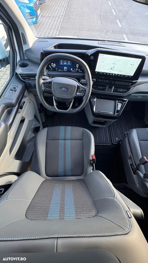 Ford Tourneo - 18