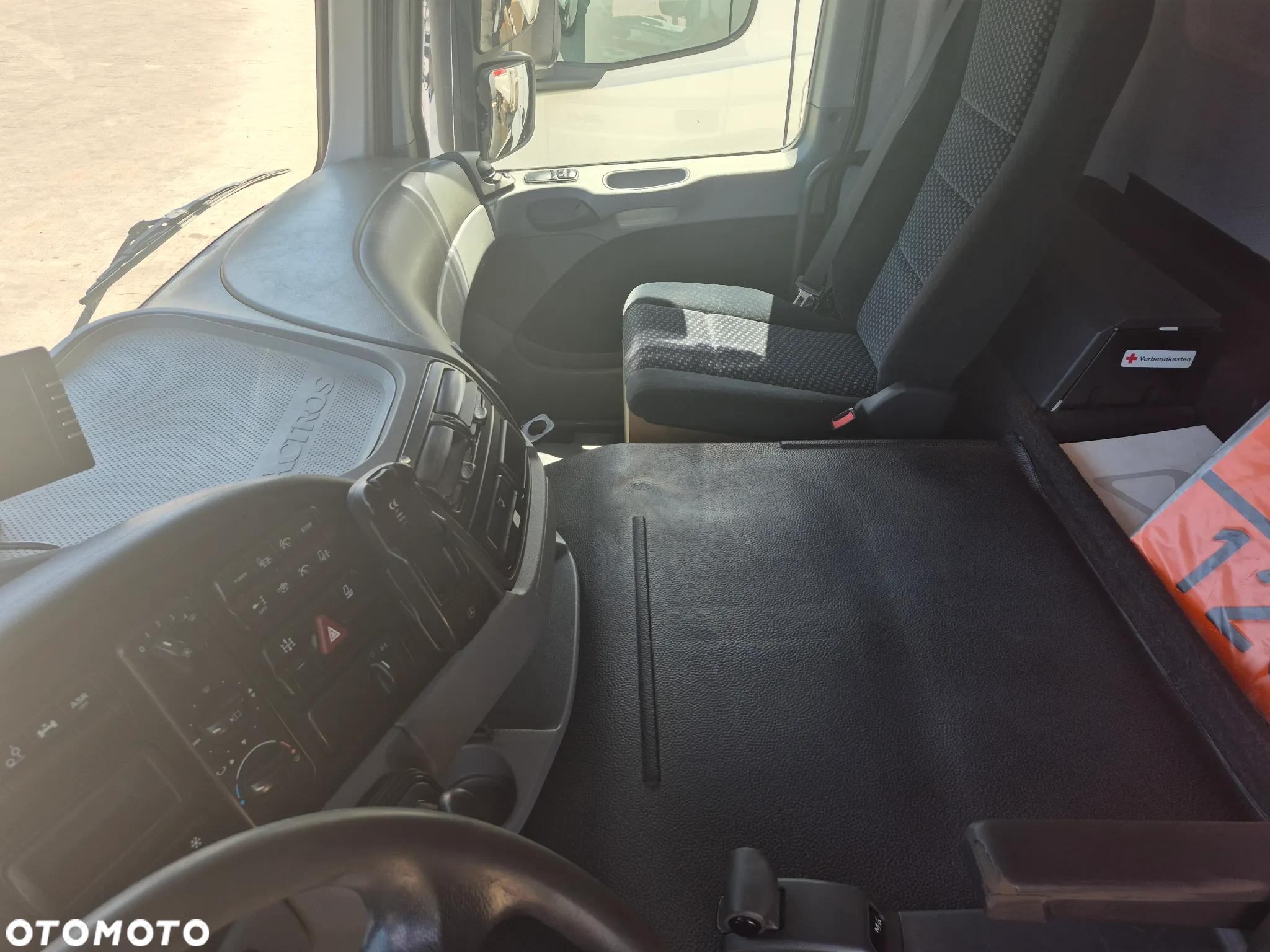 Mercedes-Benz AUTOCYSTERNA ACTROS 410 V6 - 22