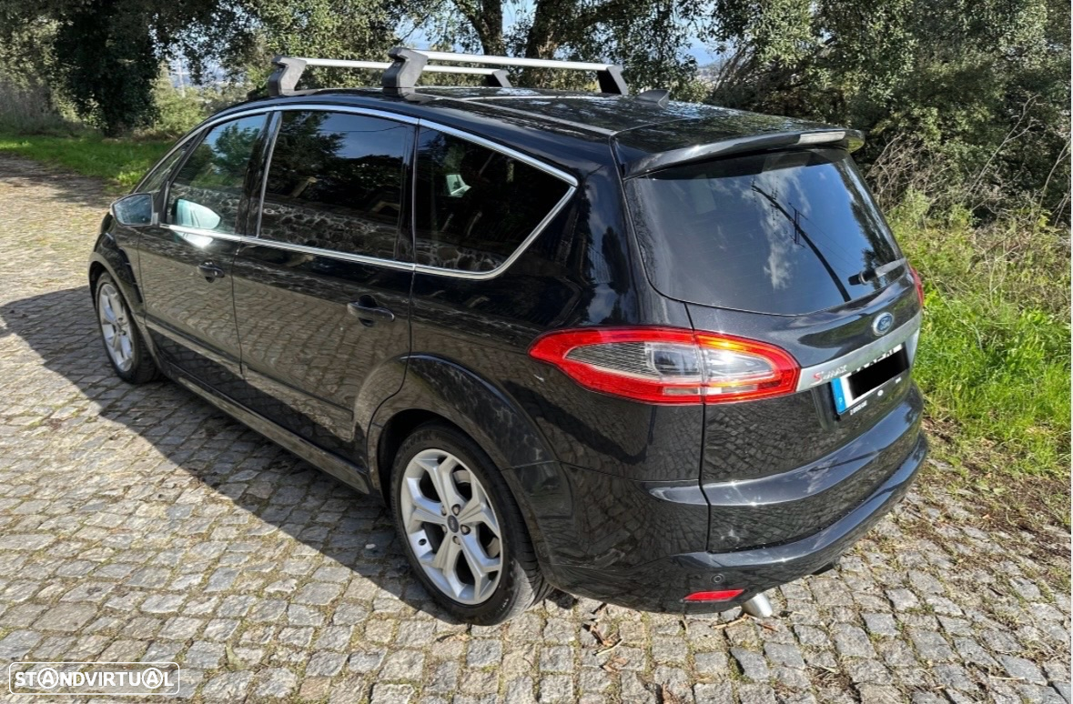 Ford S-Max 2.0 TDCi Titanium 7L - 17