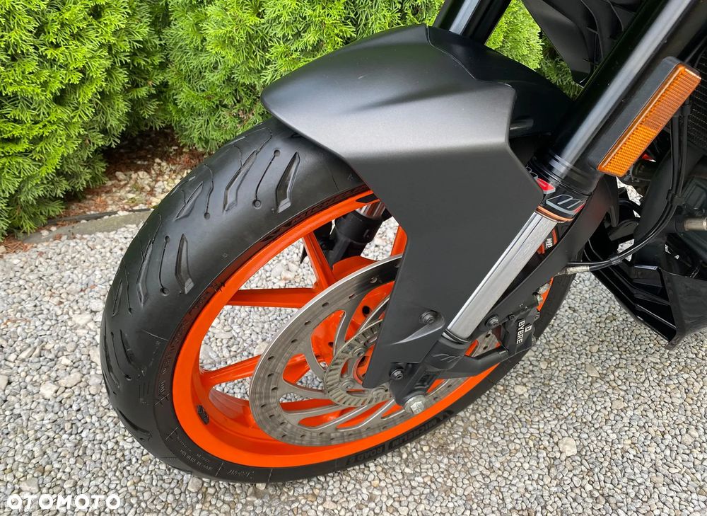 KTM Duke 125 - 25