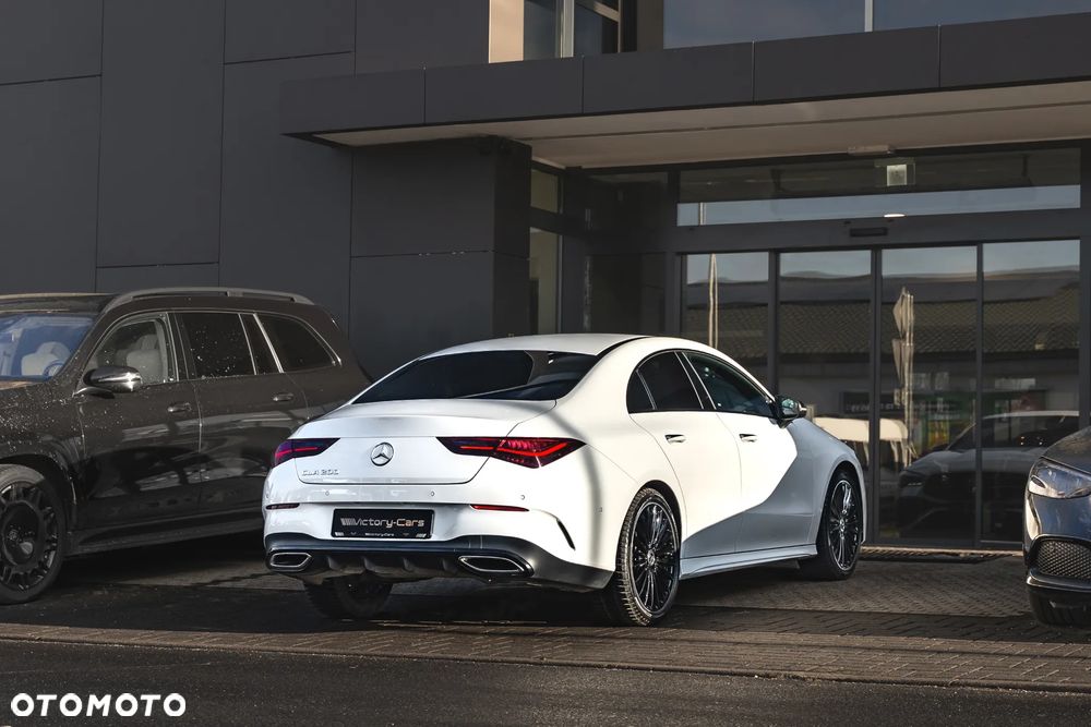 Mercedes-Benz CLA 200 7G-DCT Edition AMG Line - 16