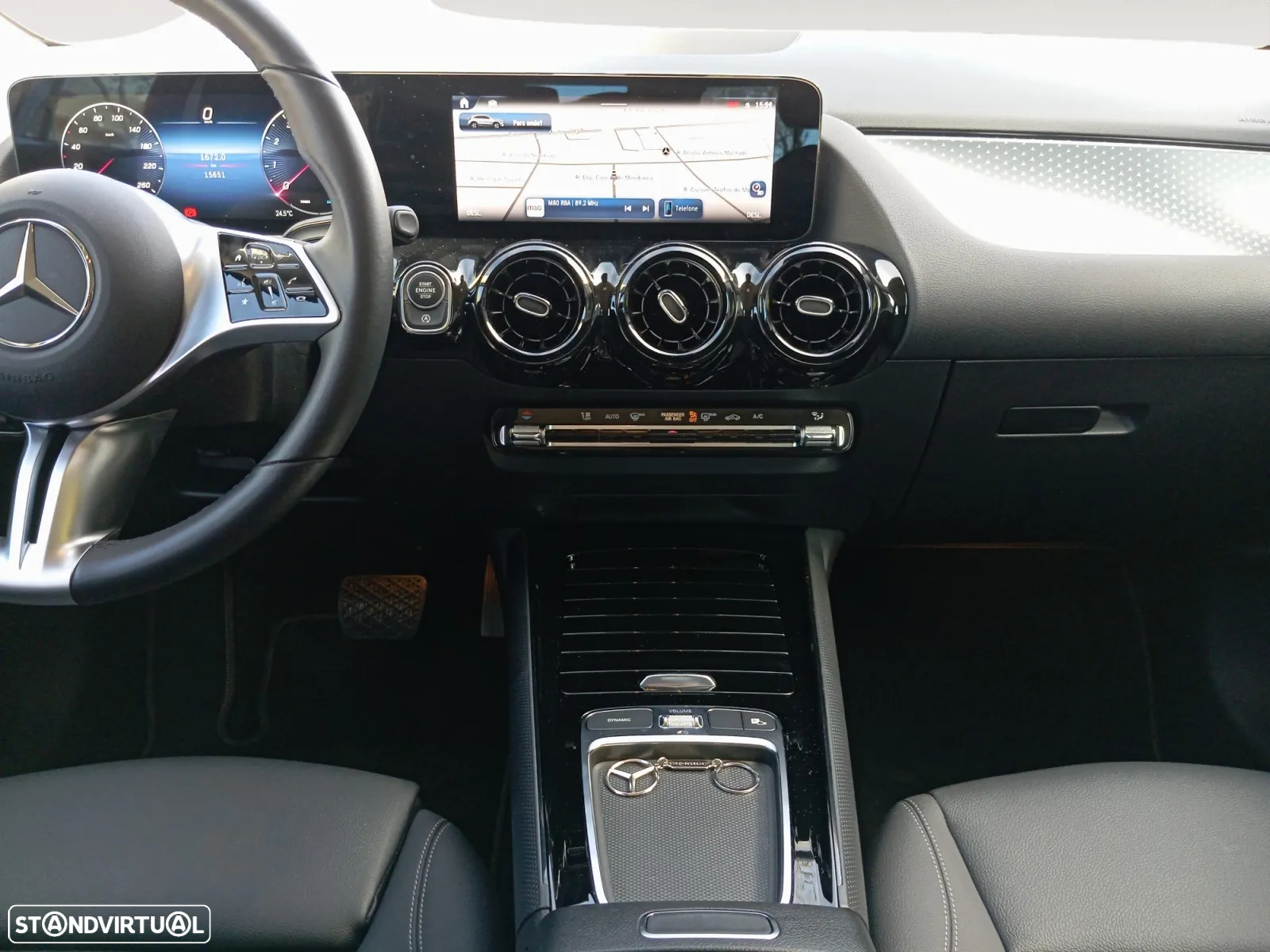 Mercedes-Benz GLA 200 Standard - 12