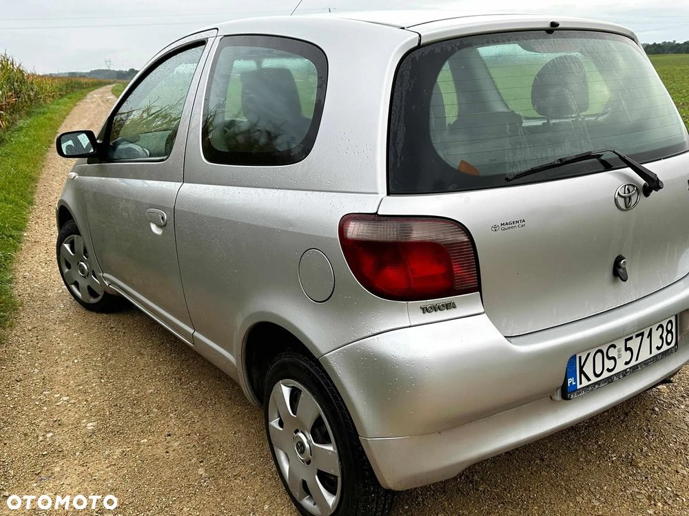 Toyota Yaris - 5