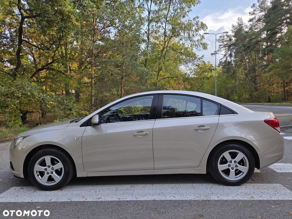 Chevrolet Cruze - 4