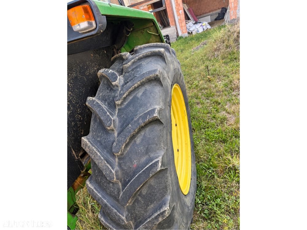 John Deere 3050 A - 4