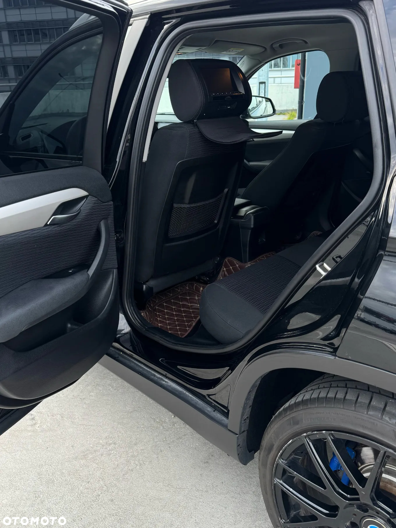 BMW X1 sDrive18d - 16