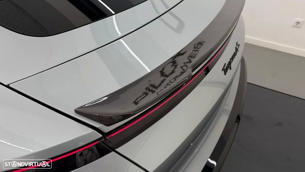 Porsche Taycan 4S - 16