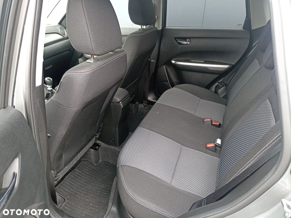 Suzuki Vitara 1.4 Boosterjet Premium 2WD - 6