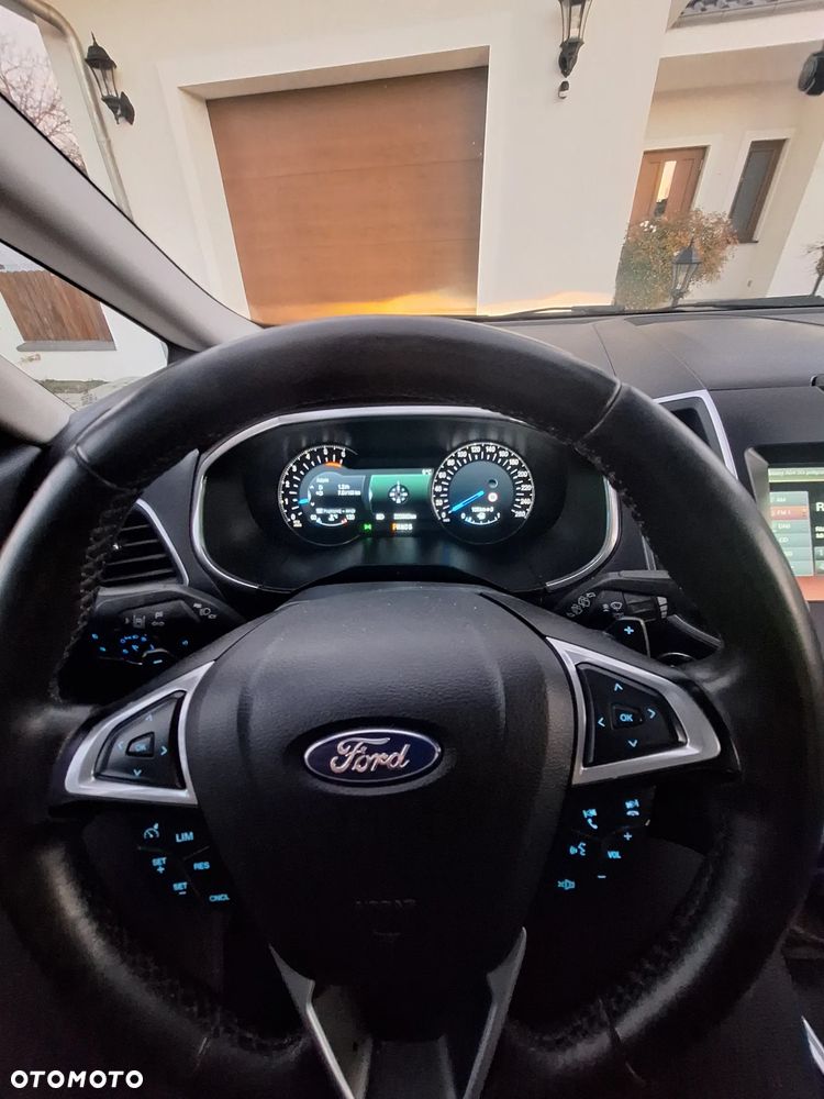 Ford S-Max 2.0 TDCi Titanium PowerShift - 7