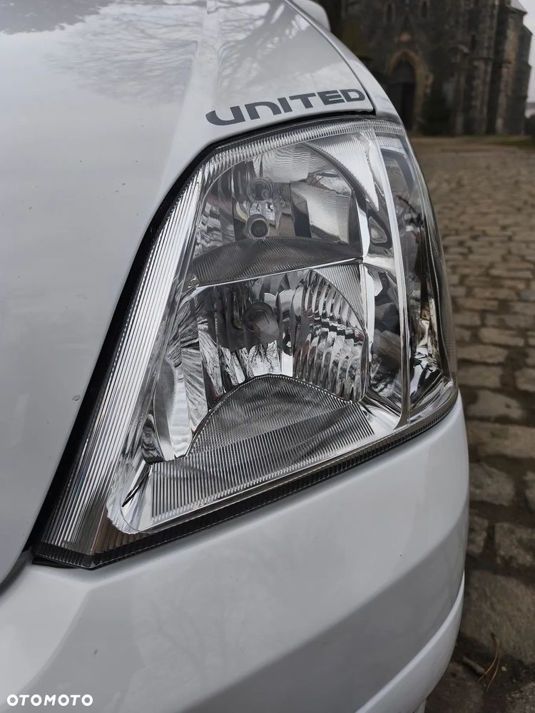 Opel Meriva - 8