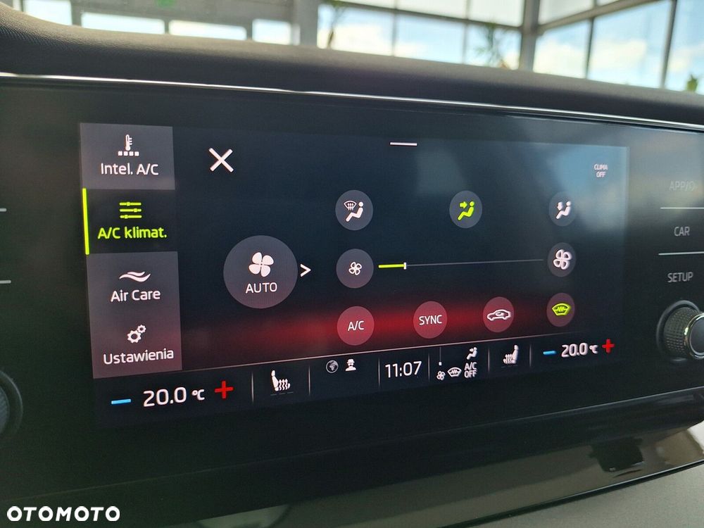 Skoda Octavia 2.0 TDI Ambition DSG - 25