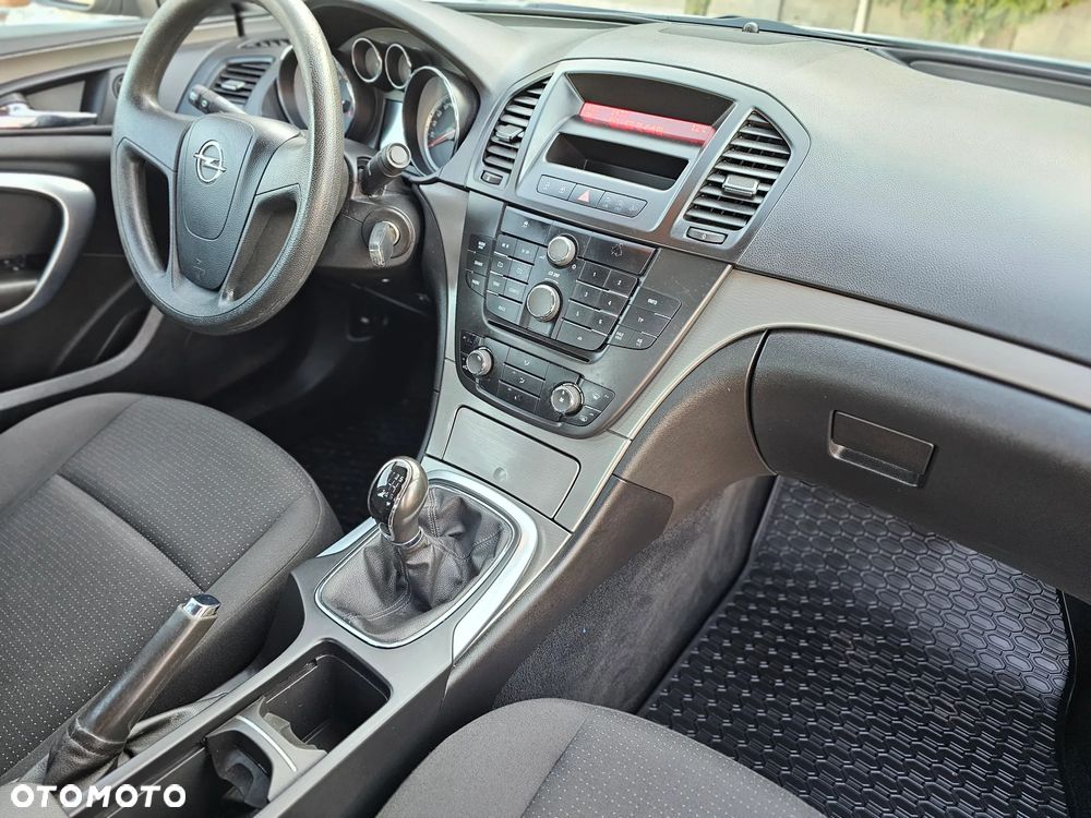 Opel Insignia 1.6 Edition - 11