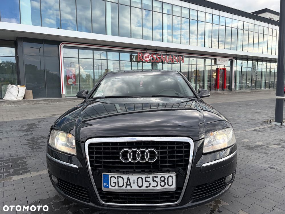 Audi A8 - 6