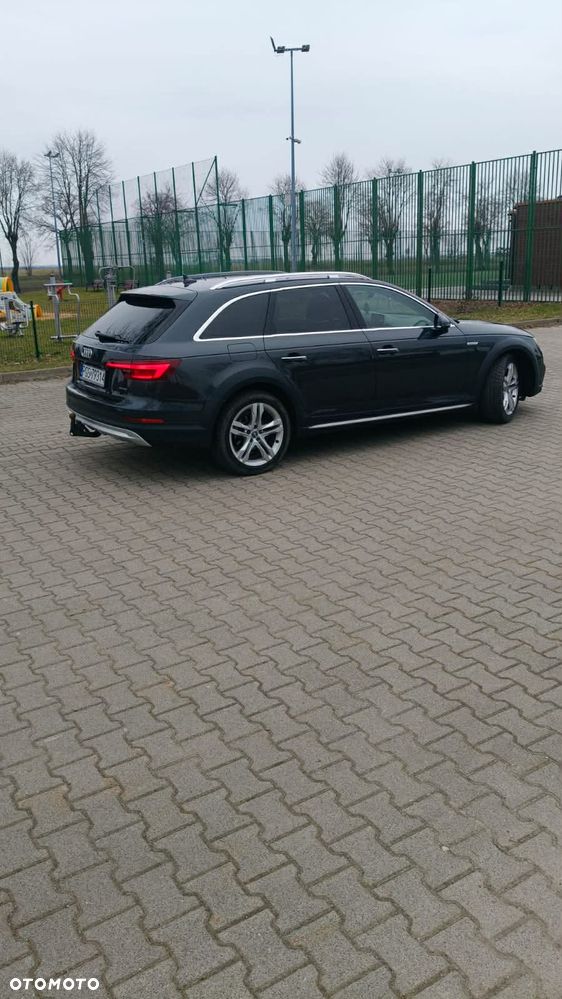 Audi A4 Allroad - 37