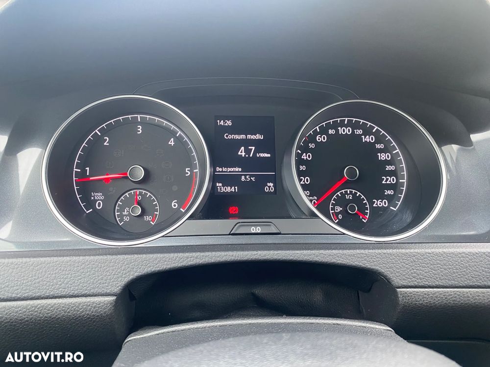 Volkswagen Golf 1.6 TDI Trendline - 4