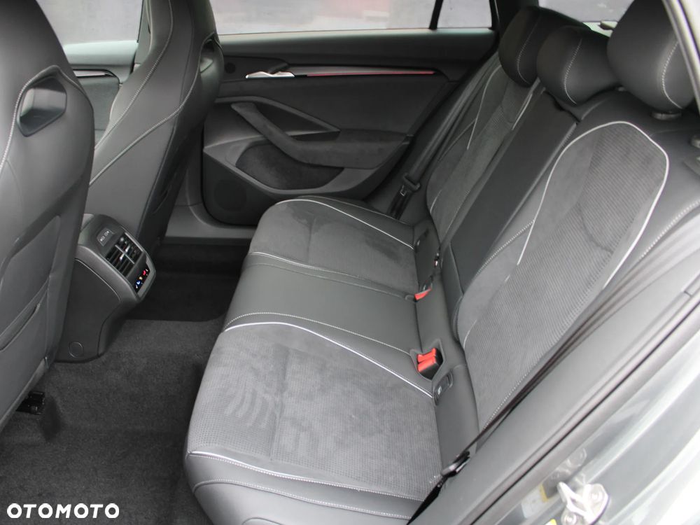 Skoda Superb 2.0 TSI Sportline DSG - 21