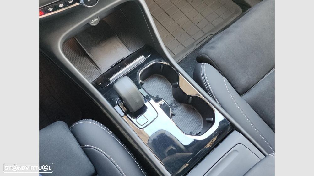 Volvo EC40 82 kWh Twin Motor Performance Black Edition - 20