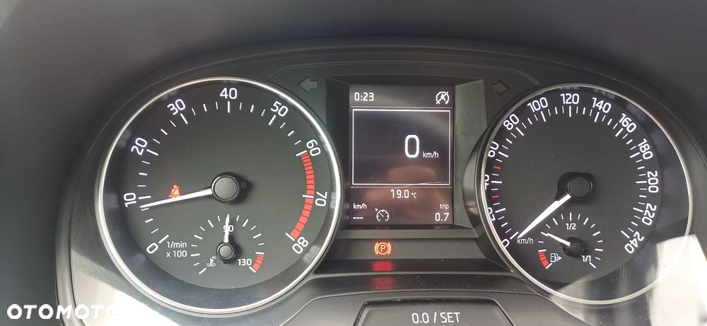 Skoda Fabia 1.0 MPI Joy - 18