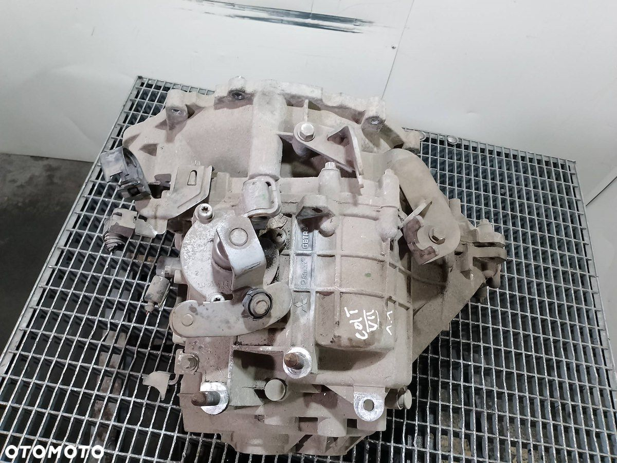 SKRZYNIA BIEGÓW MANUALNA MITSUBISHI COLT VI P2500A222 - 4