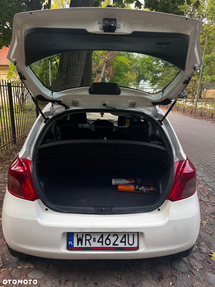 Toyota Yaris - 3