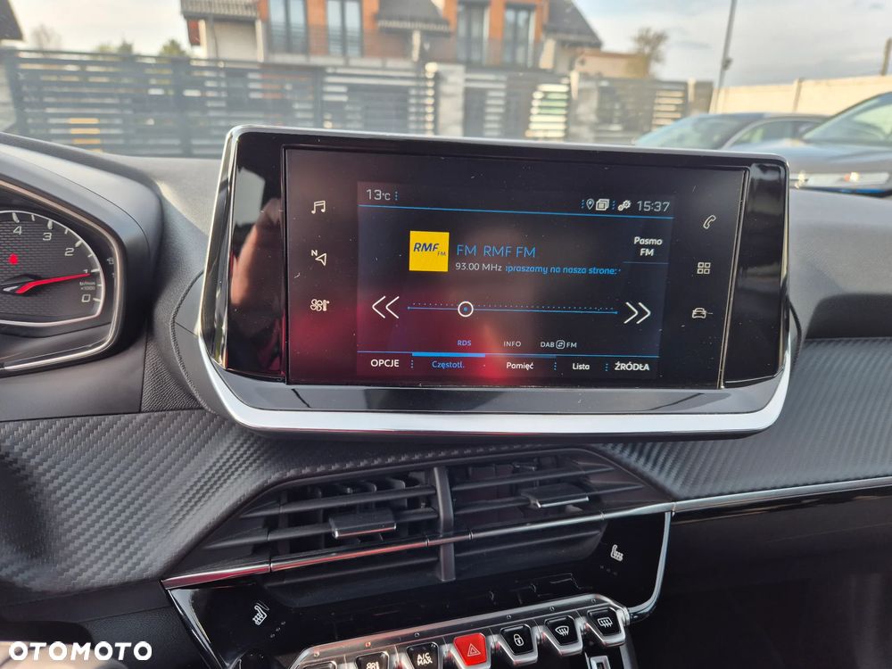 Peugeot 2008 PureTech 100 Active S&S BVM6 - 28