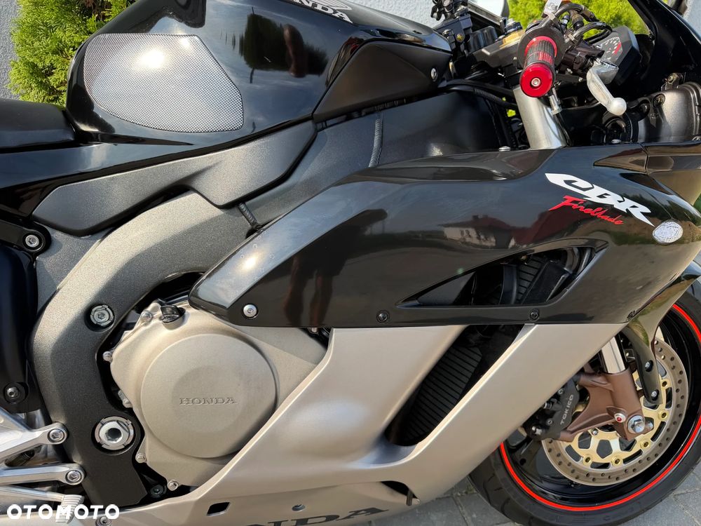 Honda CBR - 15