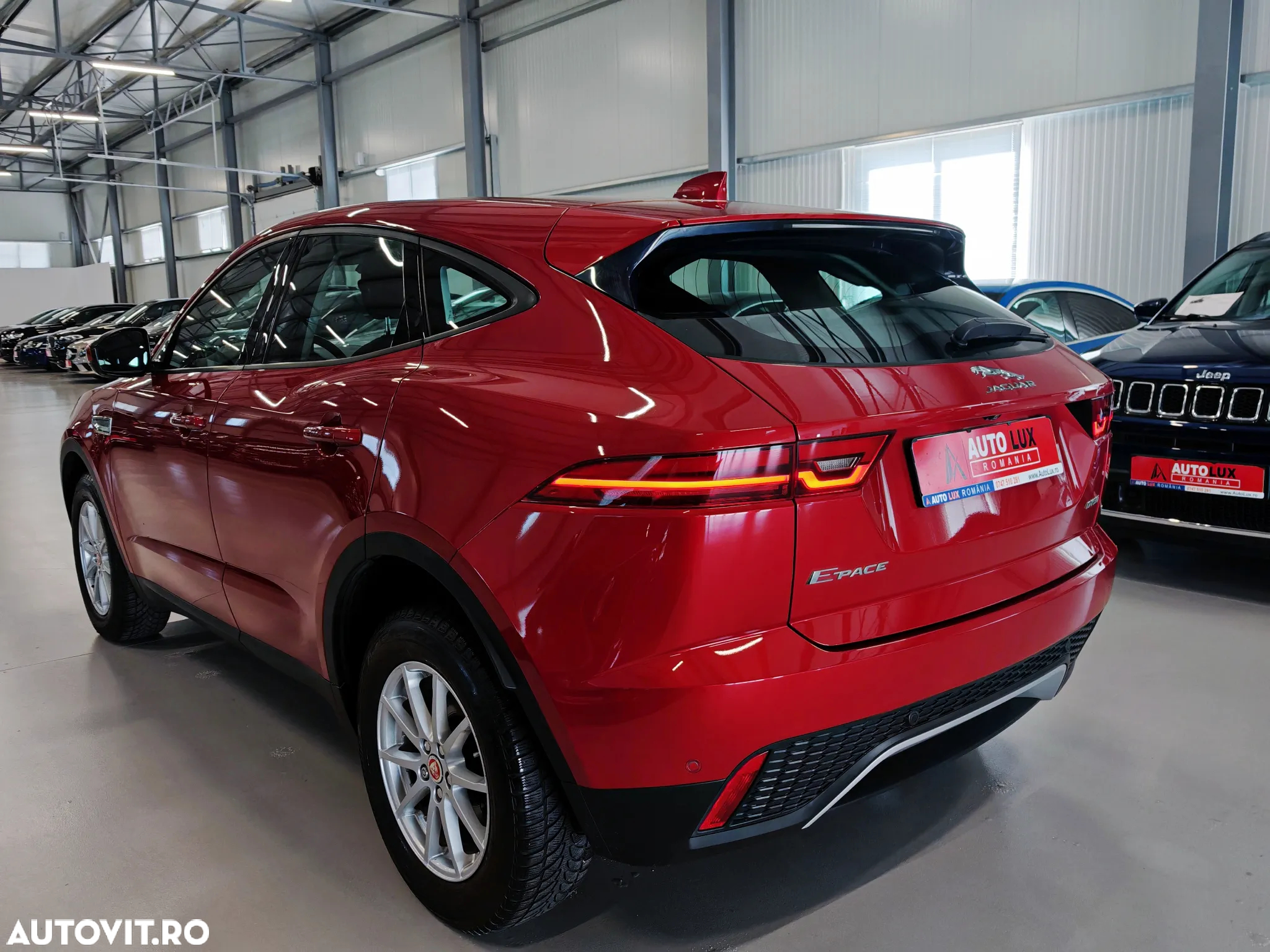Jaguar E-Pace D150 - 5