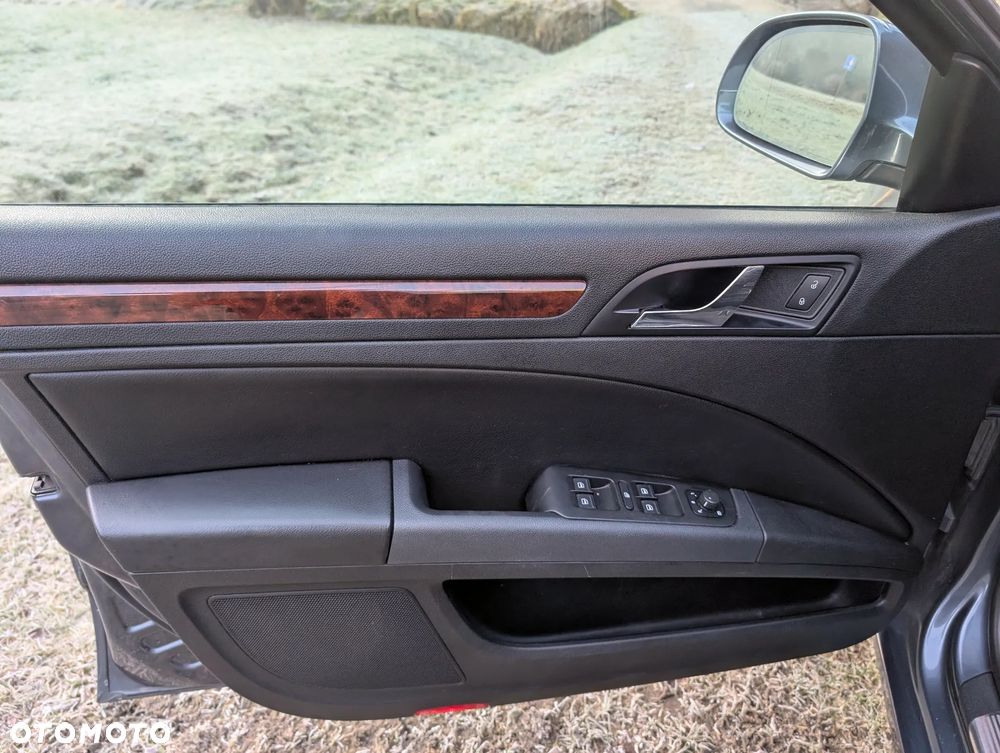 Skoda Superb 2.0 TDI Elegance DSG - 12