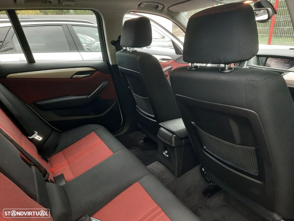 BMW X1 18 d xDrive Line Sport - 29