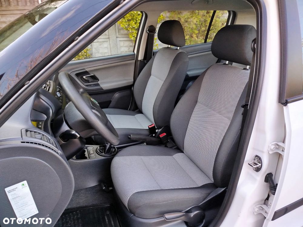 Skoda Fabia 1.2 HTP Active - 17