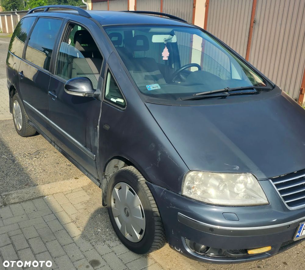 Volkswagen Sharan 1.9 TDI Highline 4Mot - 3