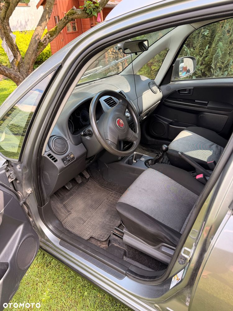 Fiat Sedici 1.6 16V 4x2 Emotion - 19