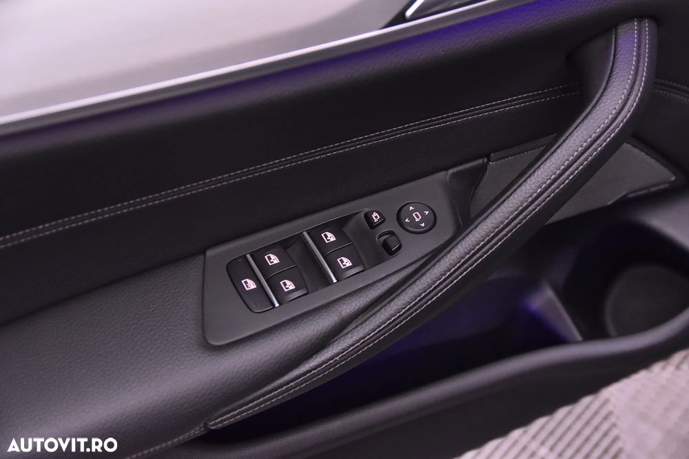 BMW Seria 5 520d Aut. - 14