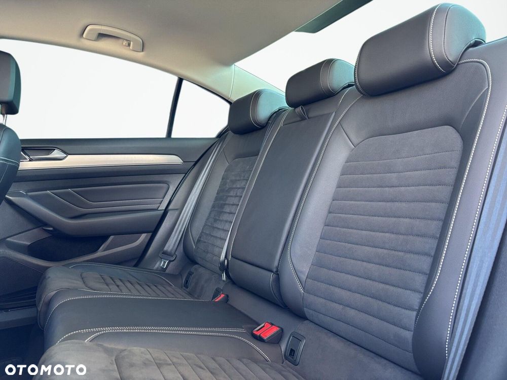 Volkswagen Passat - 20