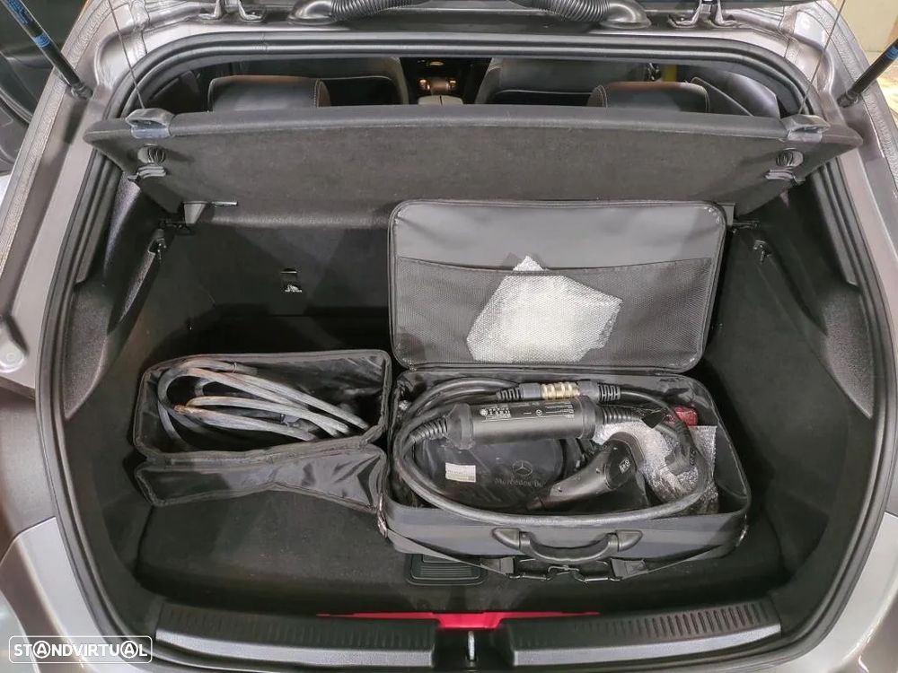 Mercedes-Benz A 250 e Style Plus - 12