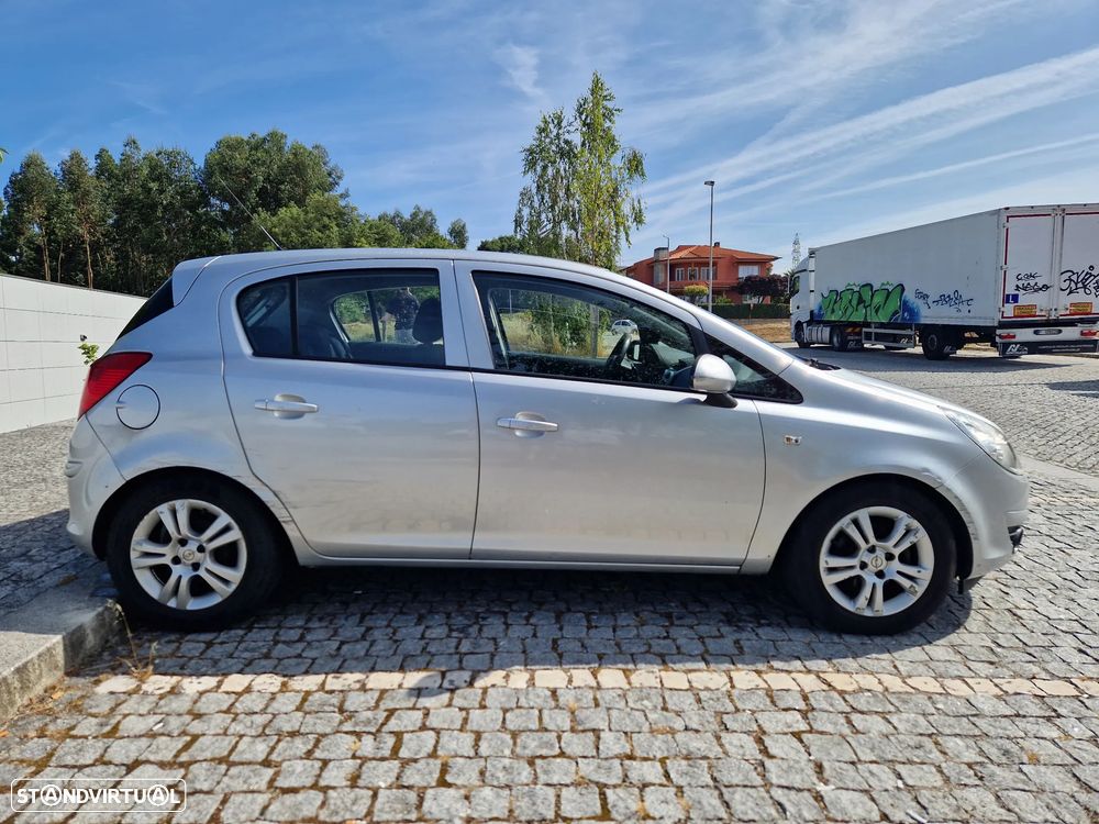 Opel Corsa 1.3 CDTi Enjoy EcoFLEX - 5