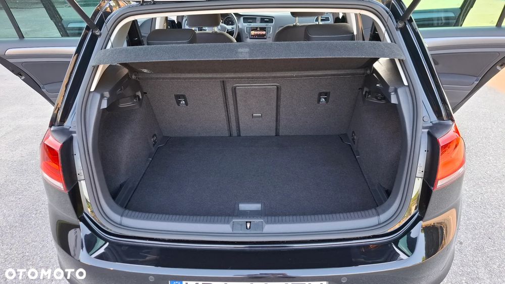 Volkswagen Golf 1.4 TSI BlueMotion Technology Lounge - 24